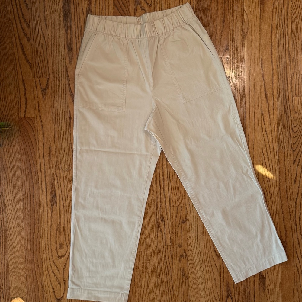 GAP Cream Ivory  Elastic Waist Pants size Medium